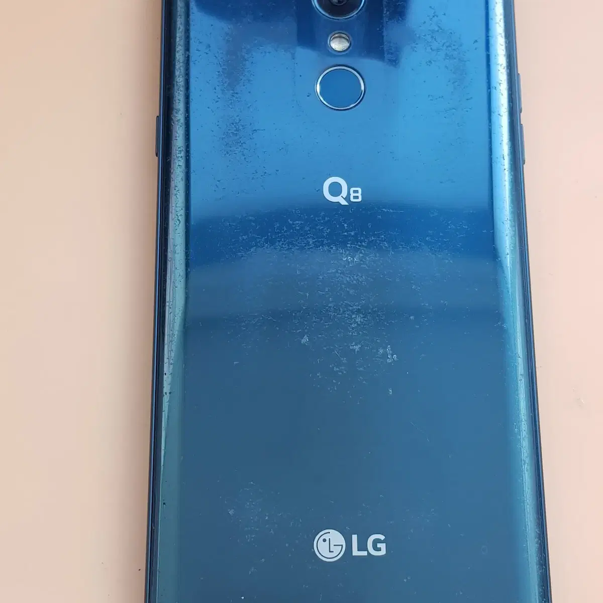 LG Q8 64G 블루(Q815) 무잔상 판매합니다