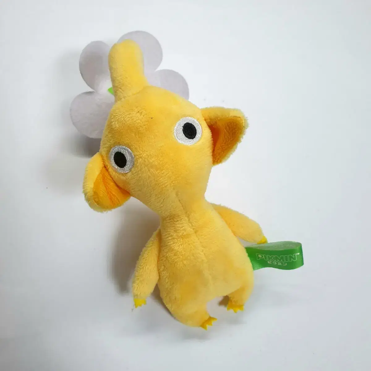 Yellow Pikmin mascot doll keyring