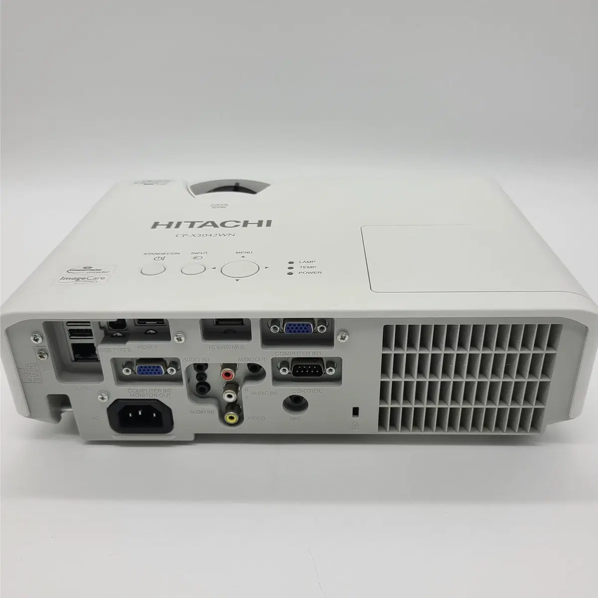 히타치 CP-X3042WN 3200안시 XGA 중고 빔프로젝터