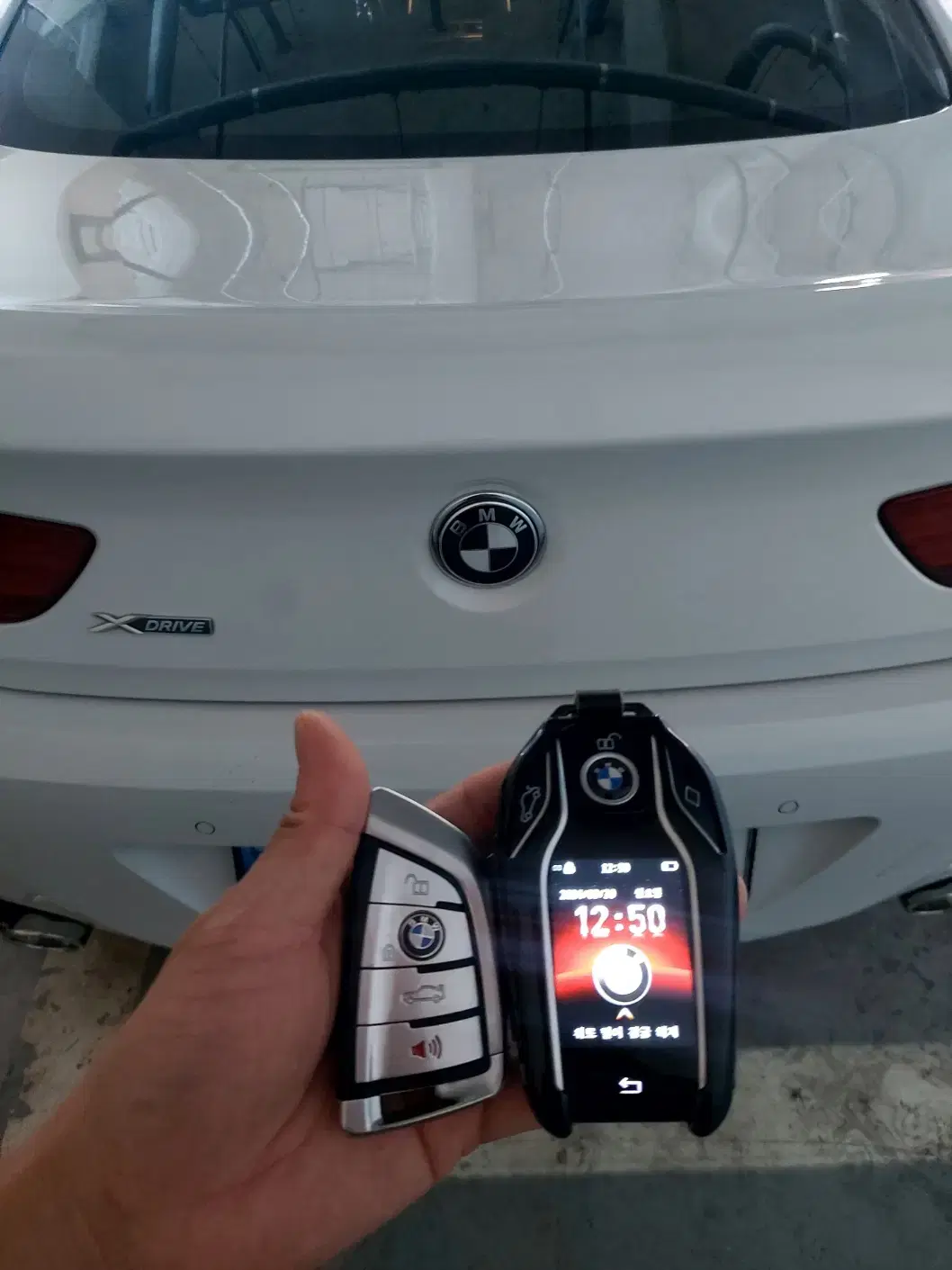 BMW 6시리즈 스마트하고 편리한 최신형 LCD 액정 디지털키로 이식개조