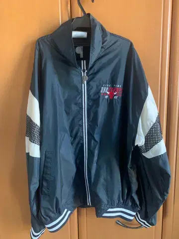 시카고 불스 나일론 자켓 PRO PLAYER 97 NBA 구제 의류