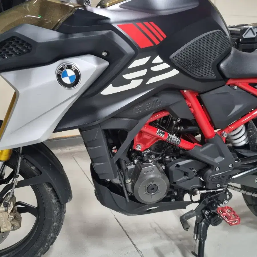 bmw g310gs23년식 24년 4월출고 보증기간 27년 4월까지3