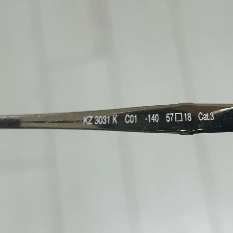 겐조 선글라스 KZ3031 제품