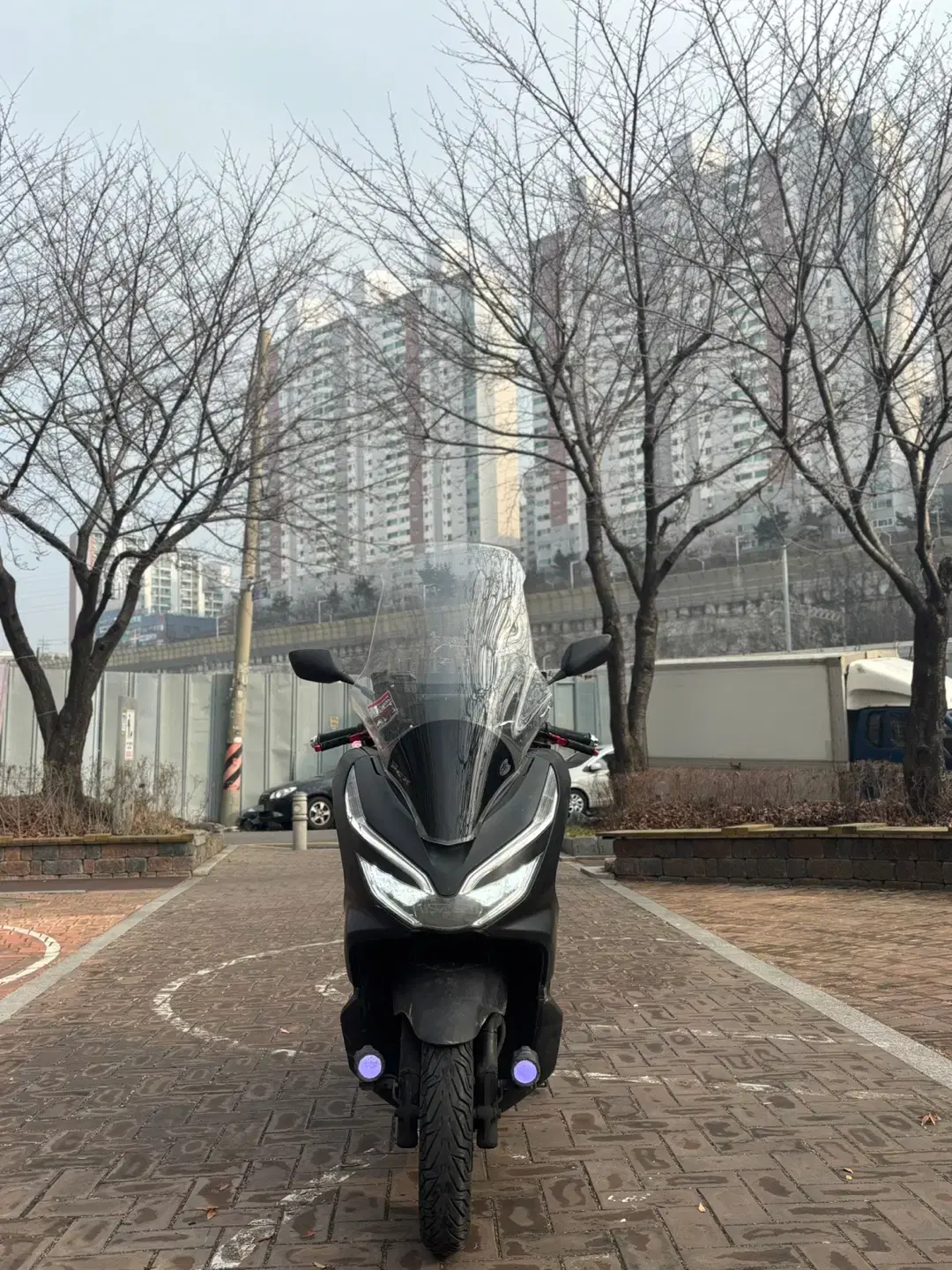 PCX125 19년식 (알탑 짧은키로수 배달셋완) 판매합니다~