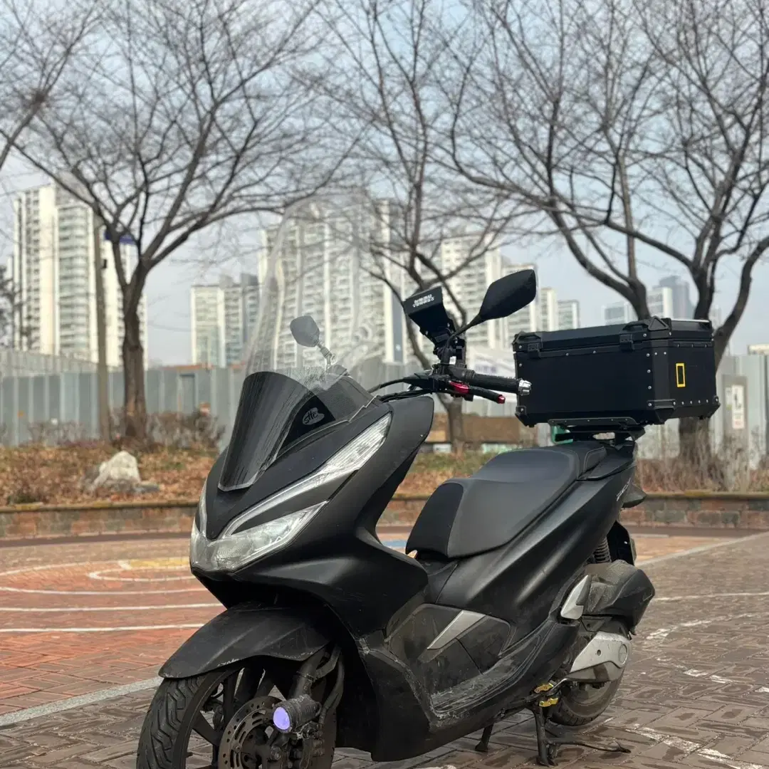 PCX125 19년식 (알탑 짧은키로수 배달셋완) 판매합니다~