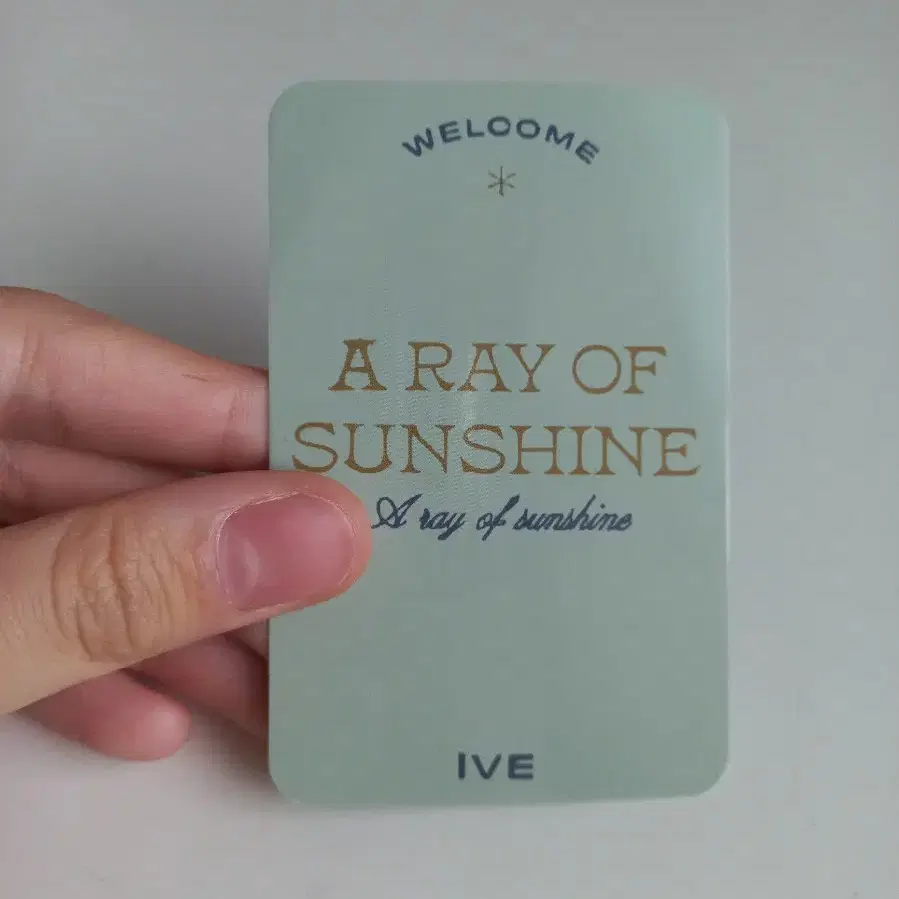 WELCOME PACKAGE A RAY OF SUNSHINE 원영