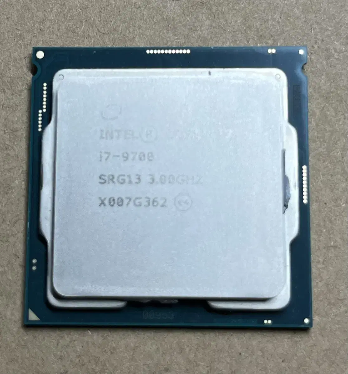 인텔 i7 9700