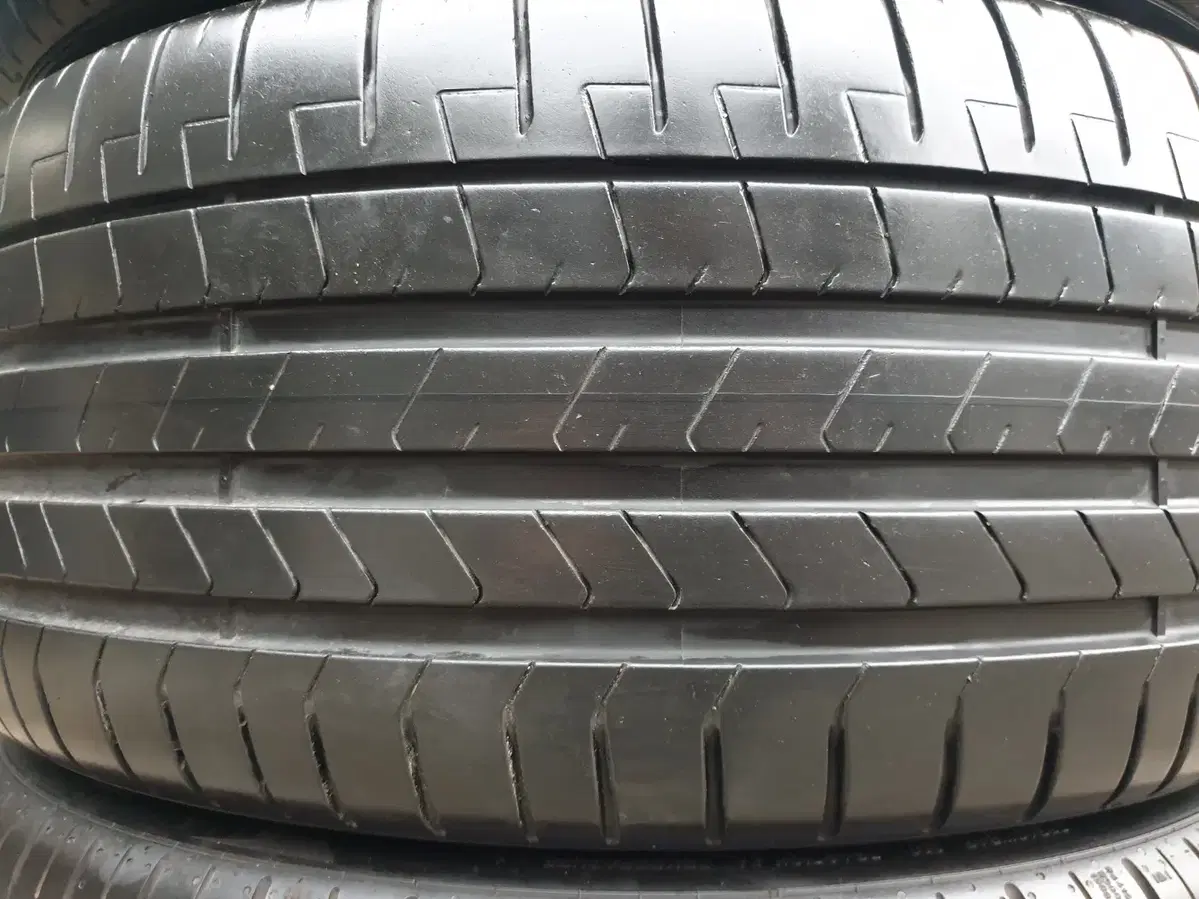 2554020 중고타이어 피렐리 피제로PZ4 255/40R20 101Y