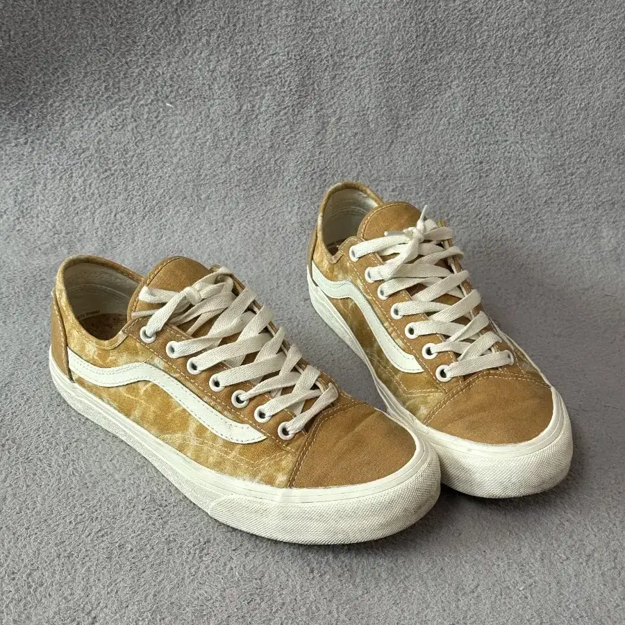 (265) VANS(반스) STYLE 36 스니커즈