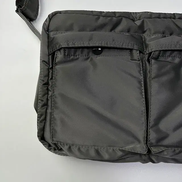 PORTER TANKER SHOULDER BAG (L) 포터 탱커 숄더백