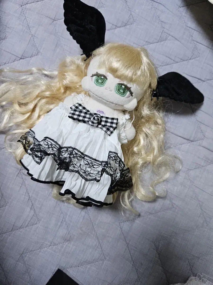 20cm Somyi Black and White Frilly Dress