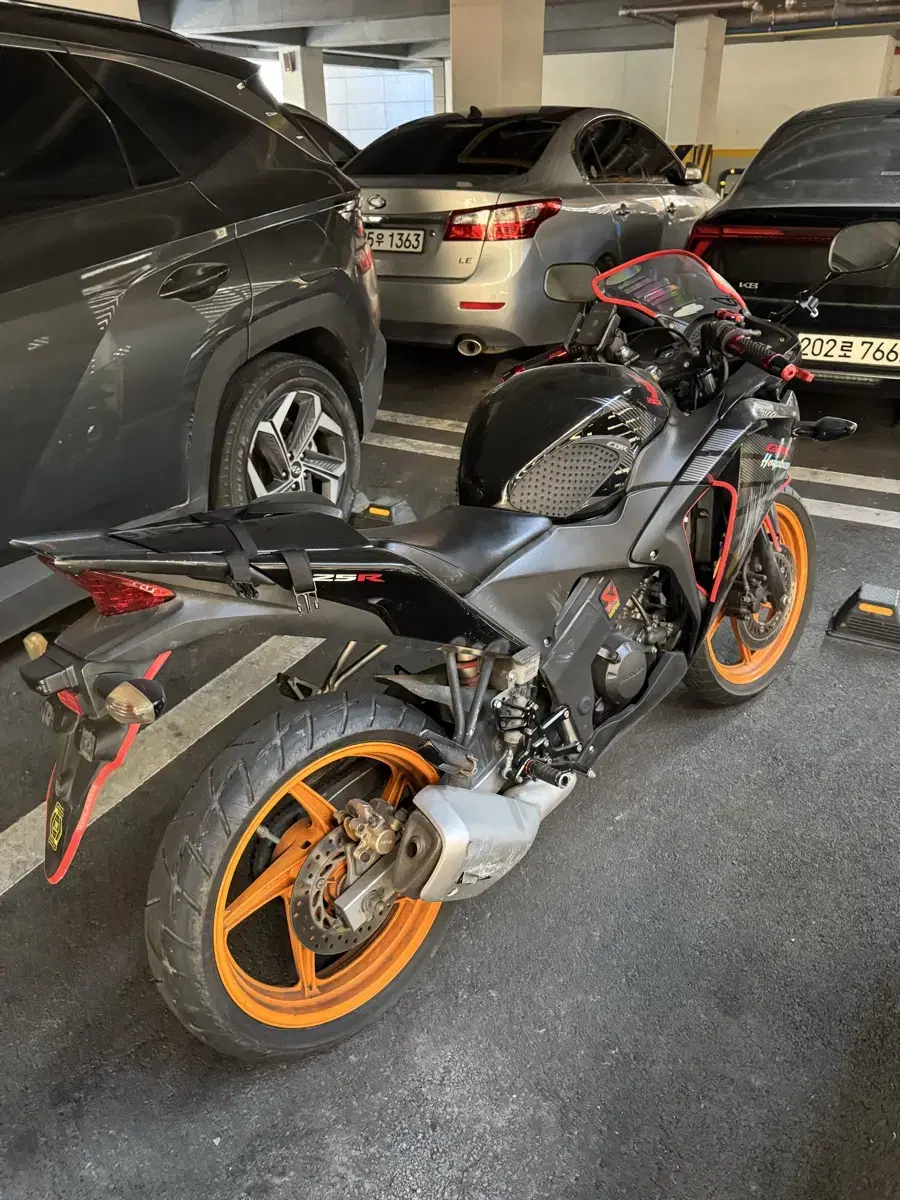 Cbr125 15년식