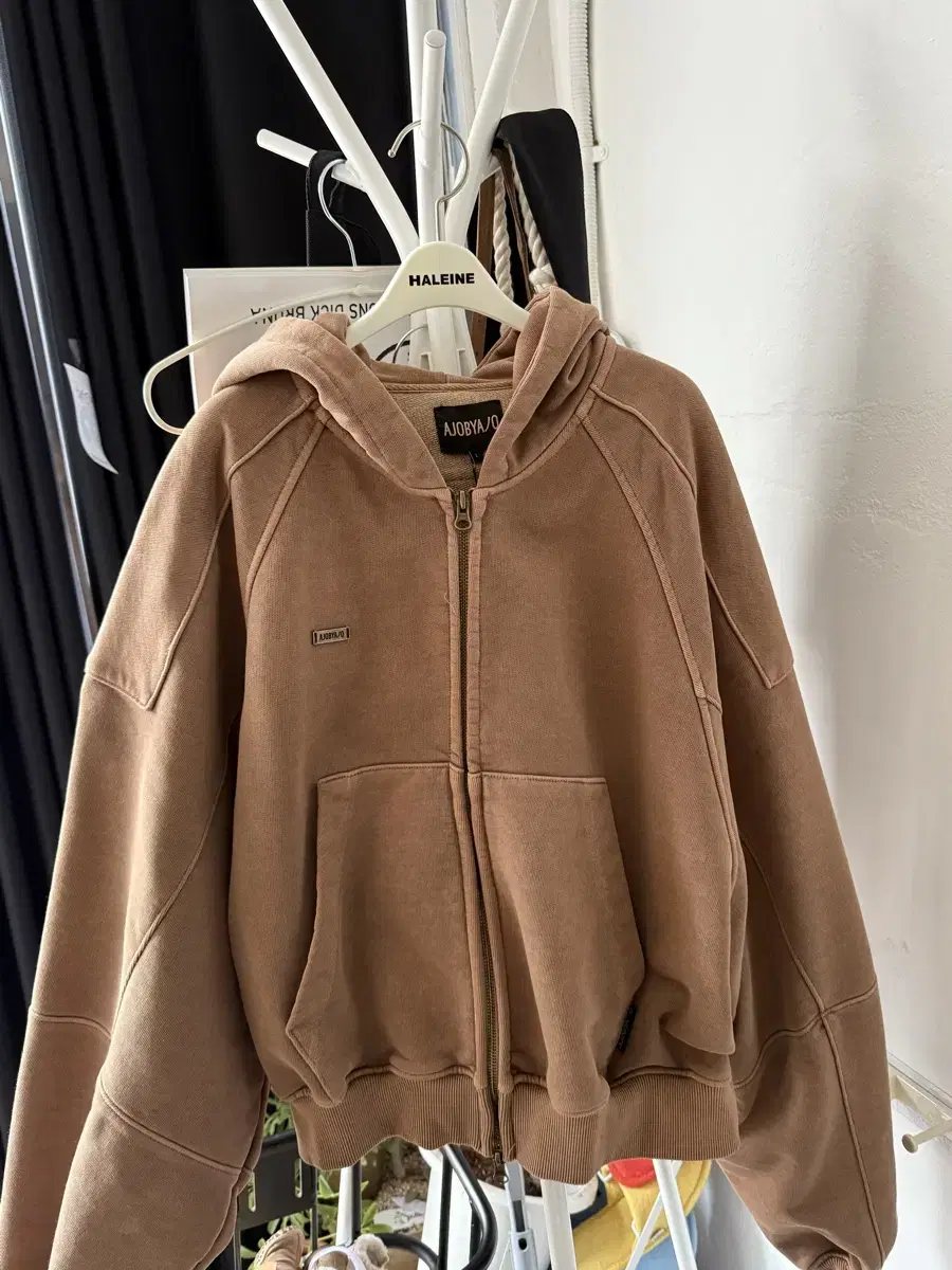 AJOBYAJO Vintage Pigment Zip-Up Hoodie [