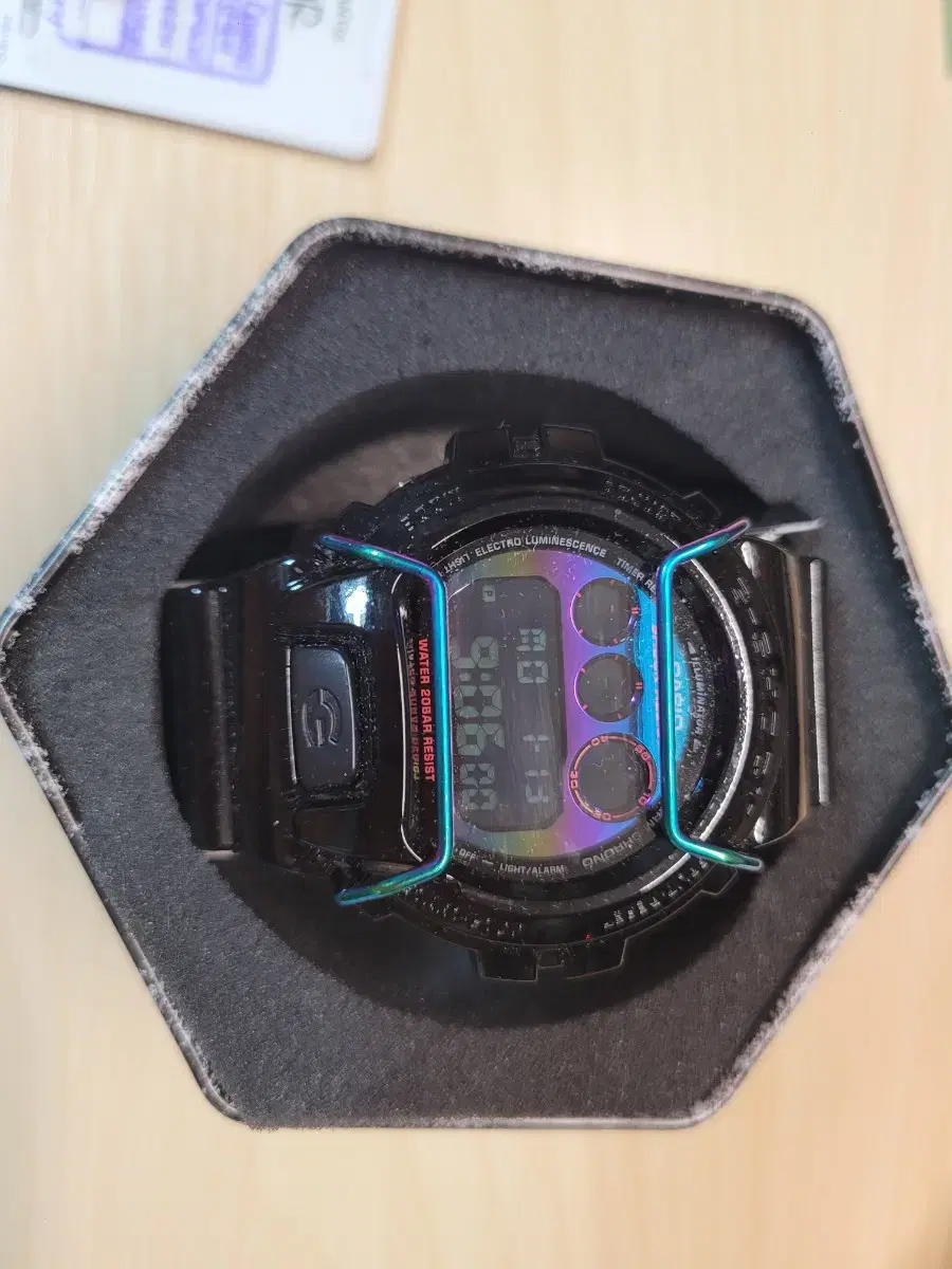 G-SHOCK DW-6900RGB-1DR 판매합니다.