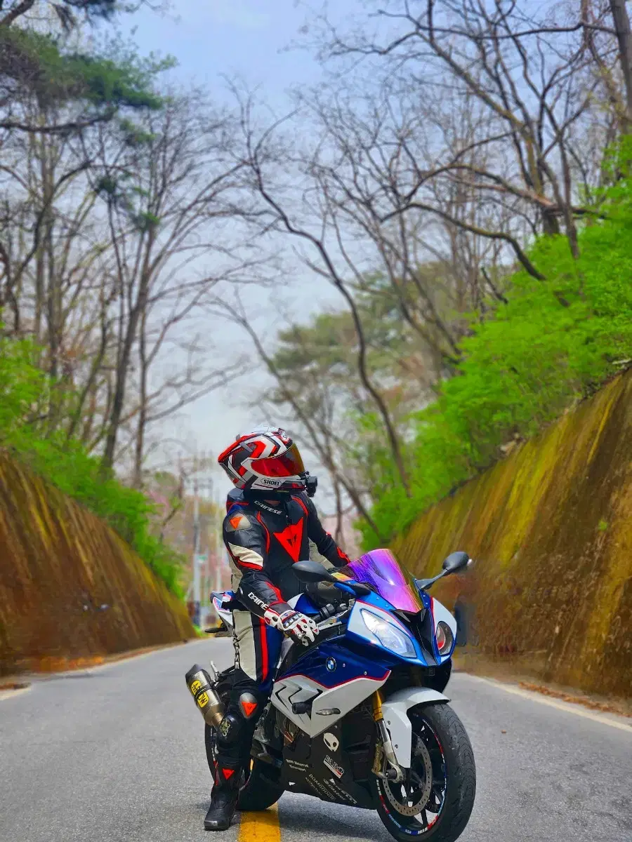 대구 s1000rr abs pro 16년식 팝니다 연락많이주세요