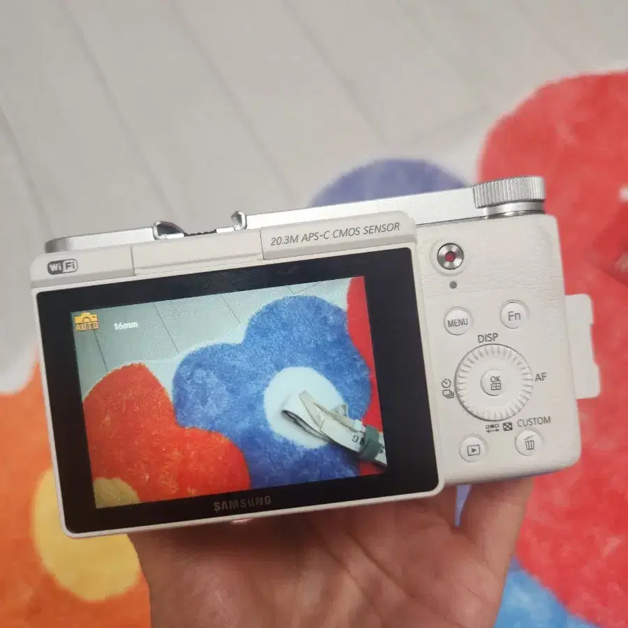 삼성 NX3000 미러리스 카메라