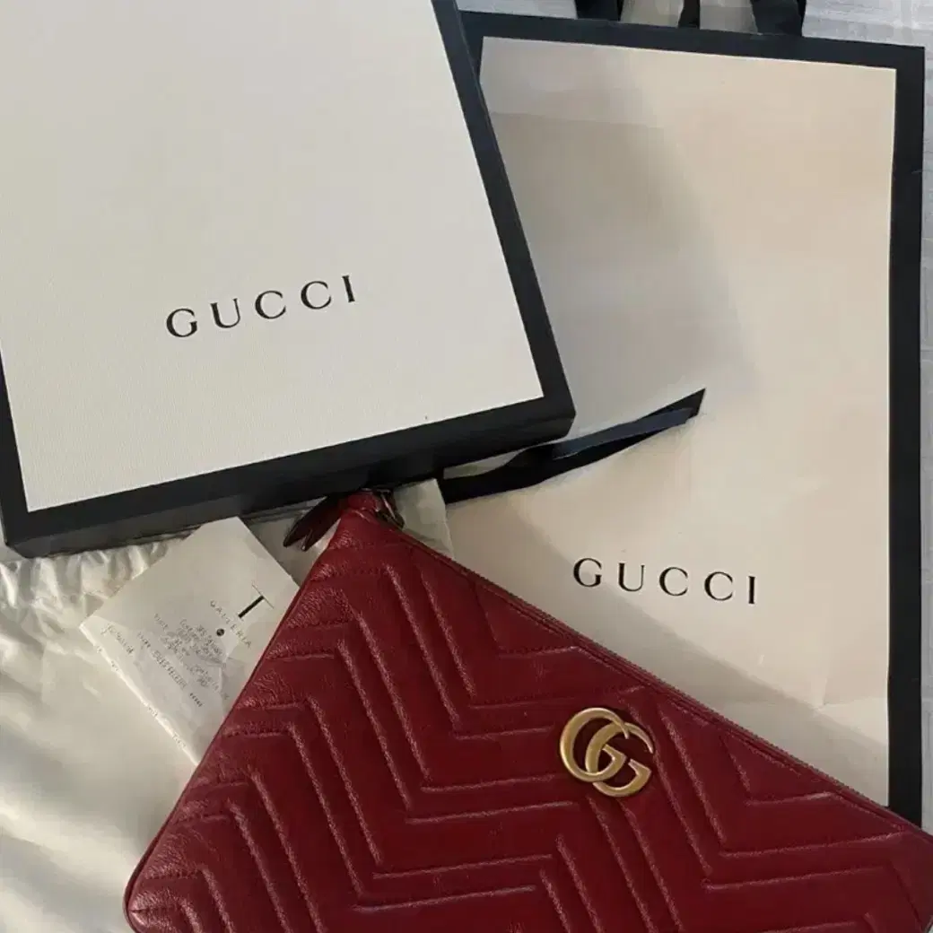 [GUCCI] 새제품 정품 구찌 마몽 레더 클러치