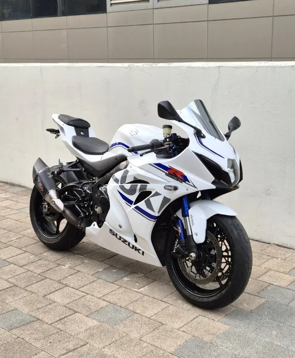 2021 GSX- R1000R 알천알 판매합니다.