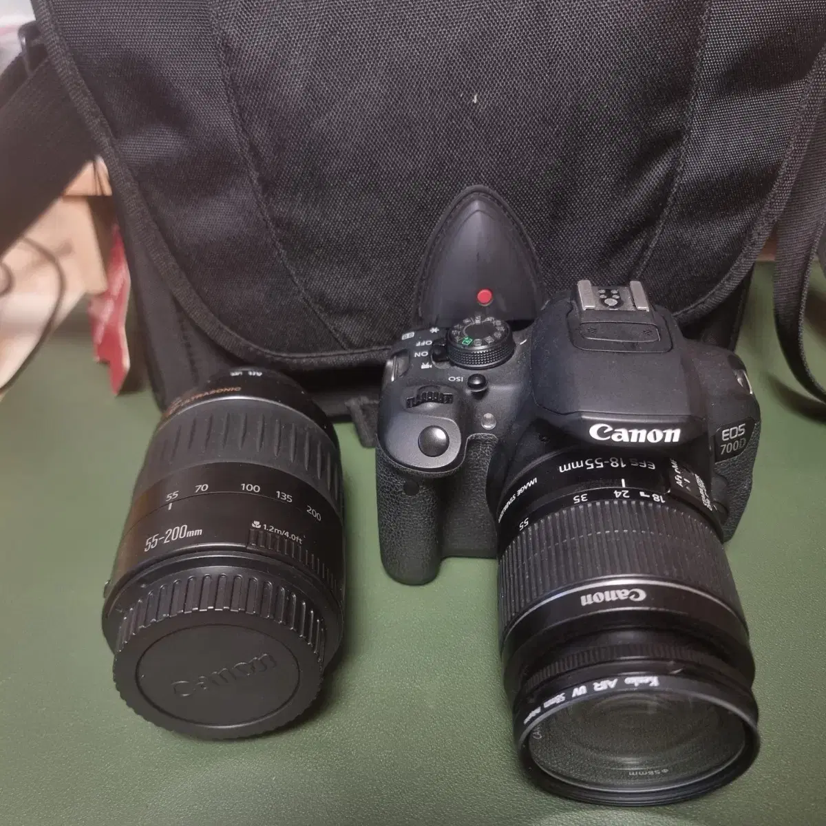 캐논 EOS 700D DSLR 카메라