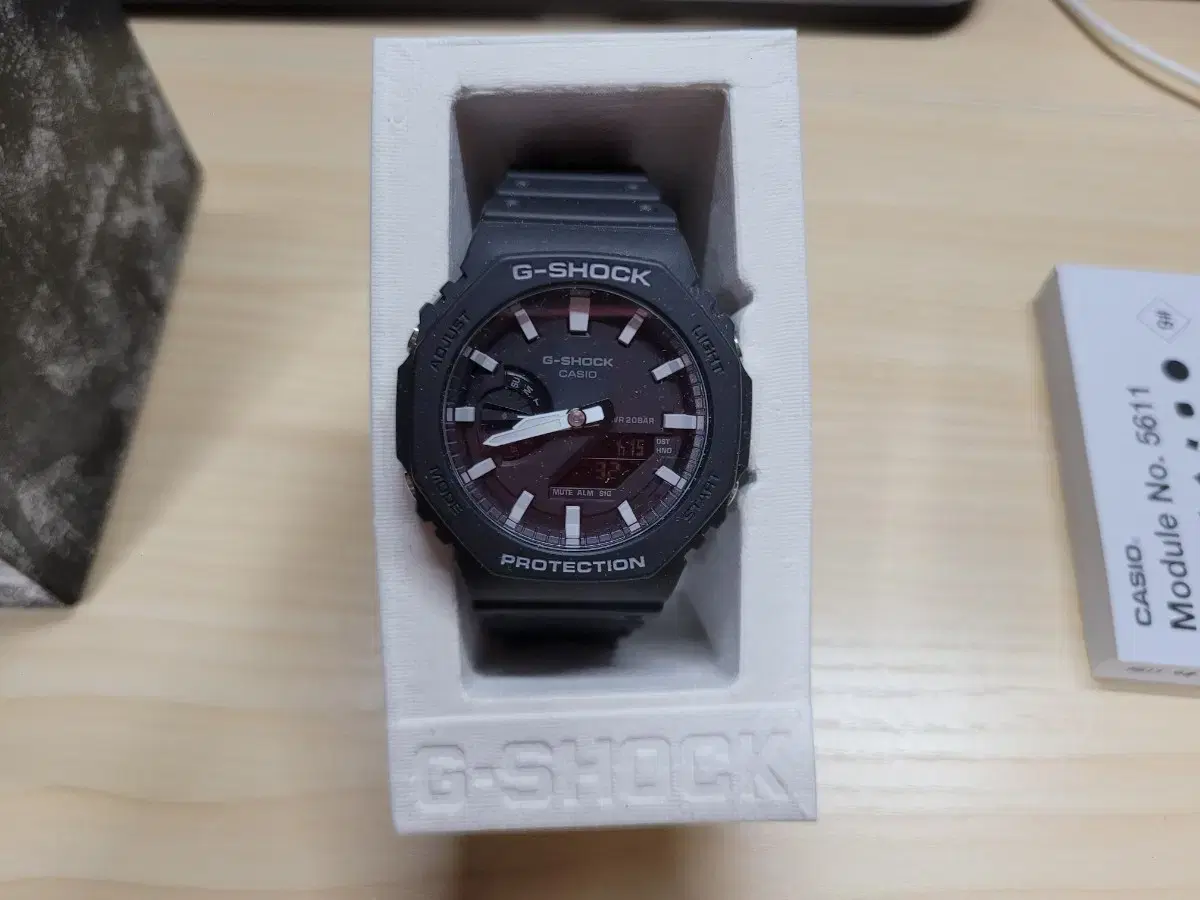 G-SHOCK GA-2100-1ADR 판매합니다.