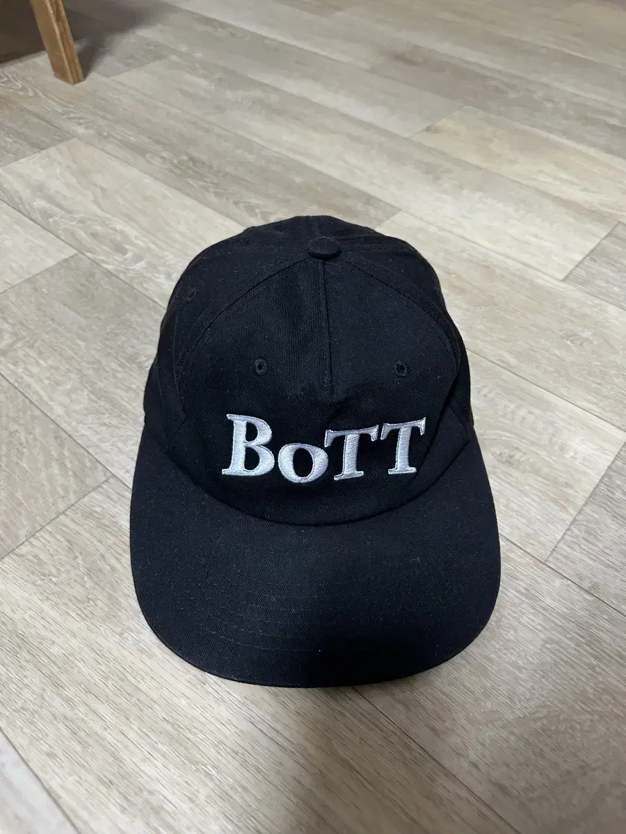 BOTT 모자