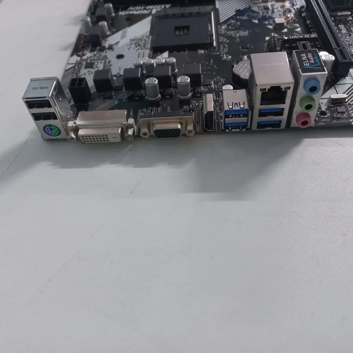 ASRock A320M-HDV R4.0(AM4,라이젠용)M.2