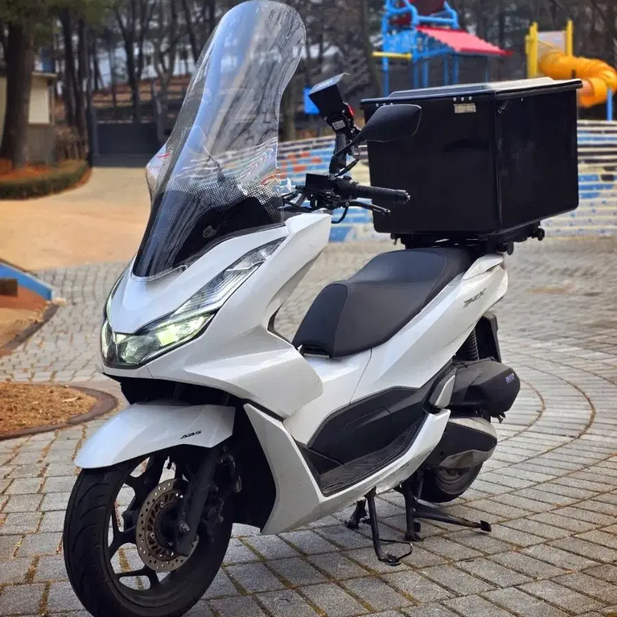 23년식 PCX125 ABS 배달세팅 팝니다