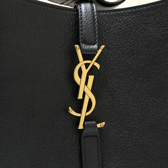 [중고명품다올] 생로랑 YSL LE 5A7 스몰 호보 숄더백 713938