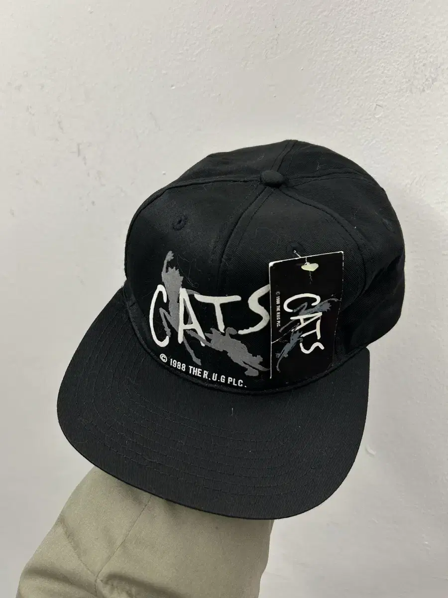 (새상품) 80s CATS CAP