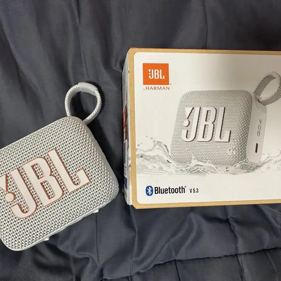 JBL GO4 블루투스 스피커 판매합니다.