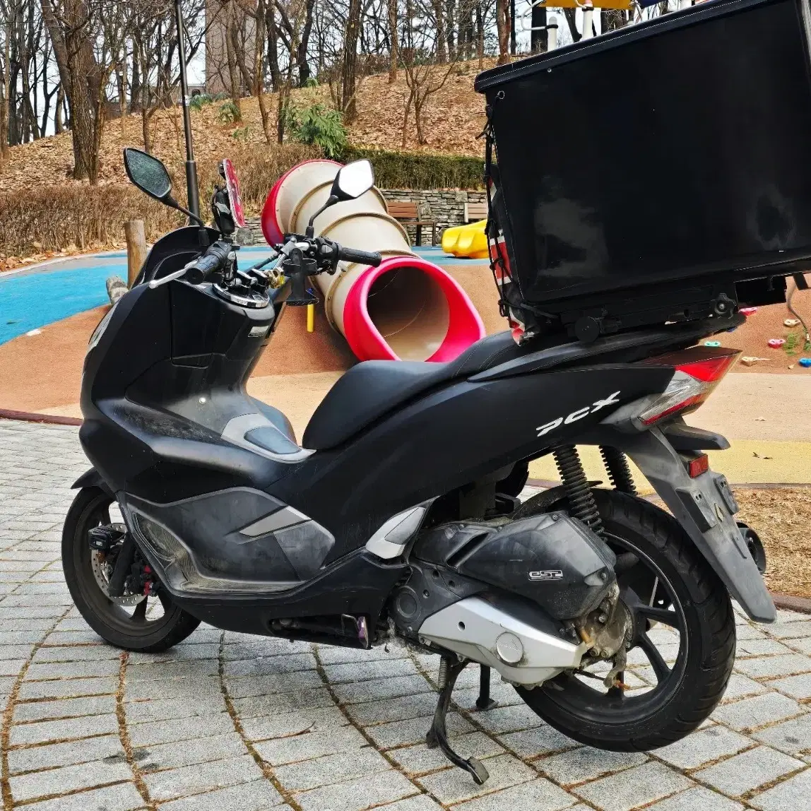 혼다 PCX125 18년식 더뉴모델 배달세팅 판매합니다