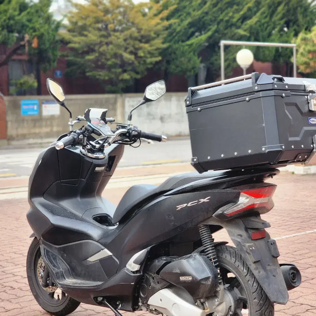 19년식 더뉴 PCX125 배달세팅 2만키로 팝니다