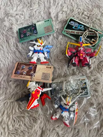 건담 SEED 피규어 키링 4종 세트 스트라이크 이지스