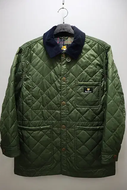 BARBOUR 바버 퀼팅 자켓 미사용 공용가능 설명참조