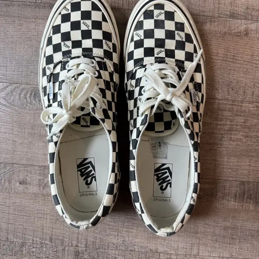 VANS VAULT 반스 볼트 체커보드 제리반스