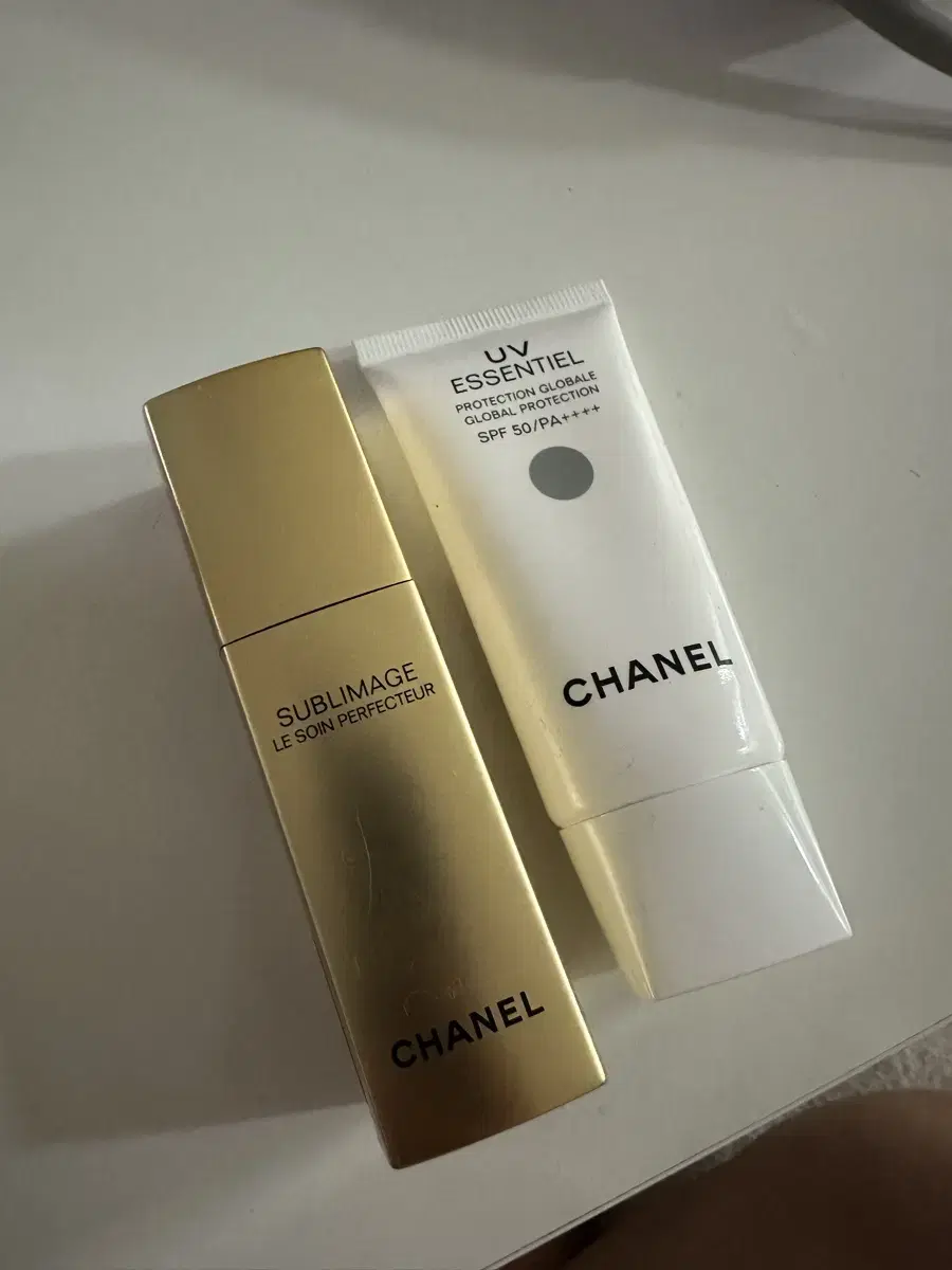 CHANEL Primer & Sunscreen