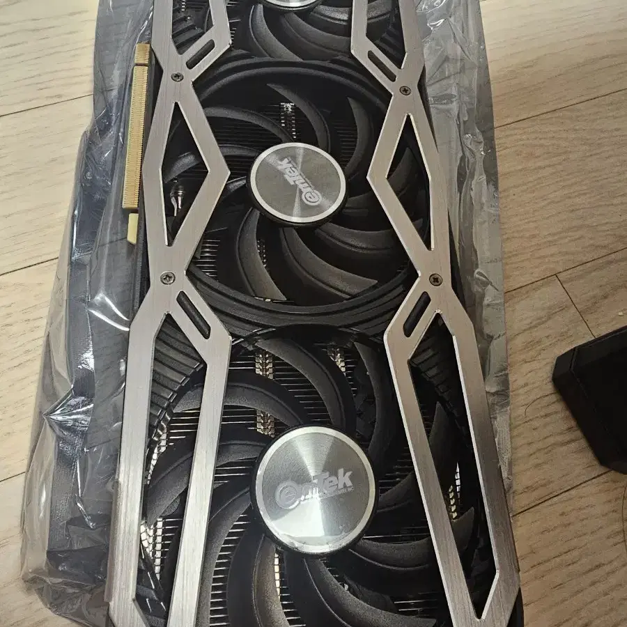 이엠텍 rtx3070 블랙에디션 OC 8GB