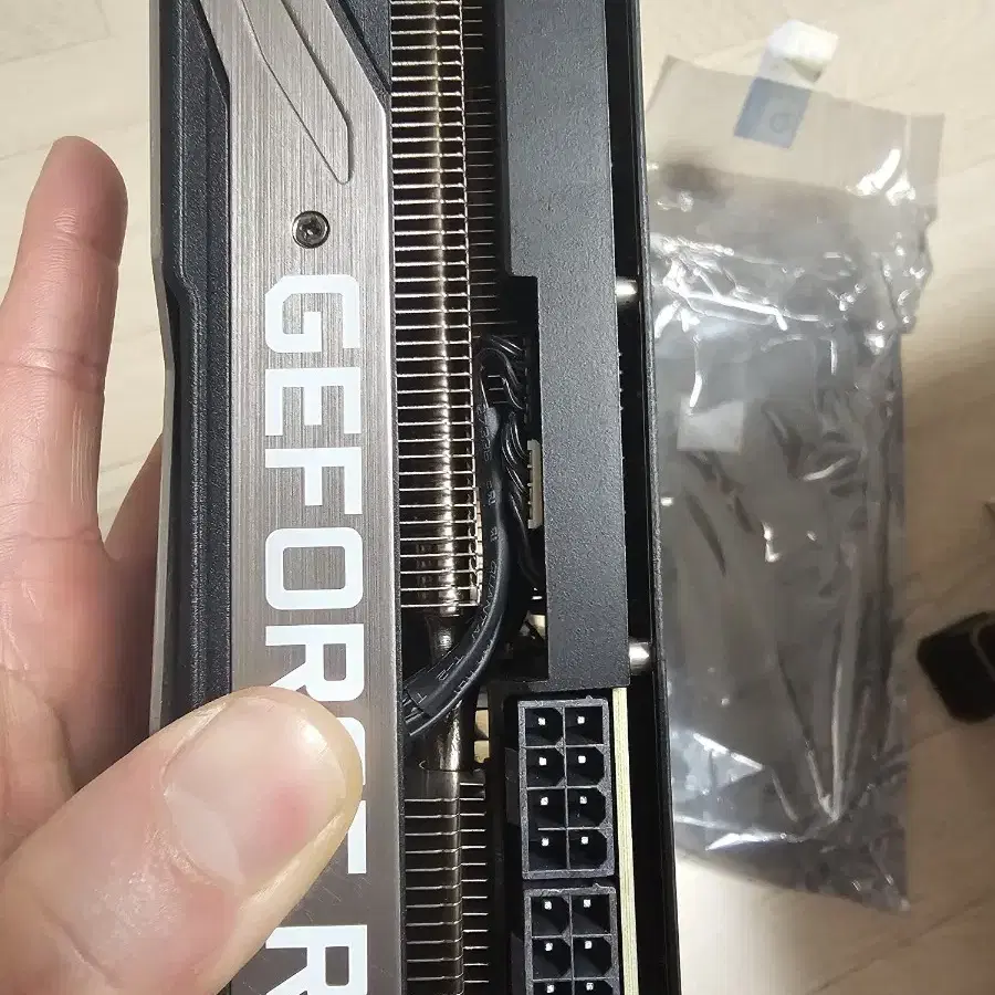 이엠텍 rtx3070 블랙에디션 OC 8GB