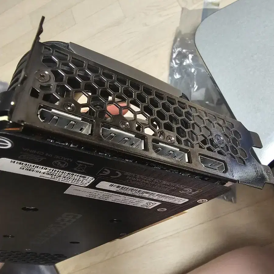 이엠텍 rtx3070 블랙에디션 OC 8GB