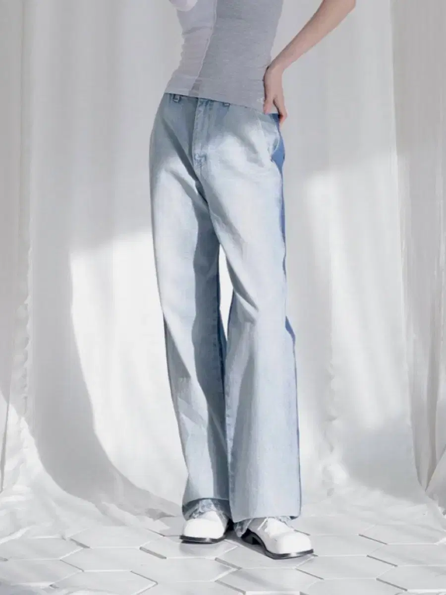 어반드레스 Reverse wide denim pants 와이드 팬츠