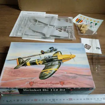 하인켈 He112B1