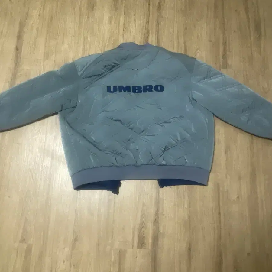 [무료배송] (110) umbro 엄브로 리버시블 점퍼