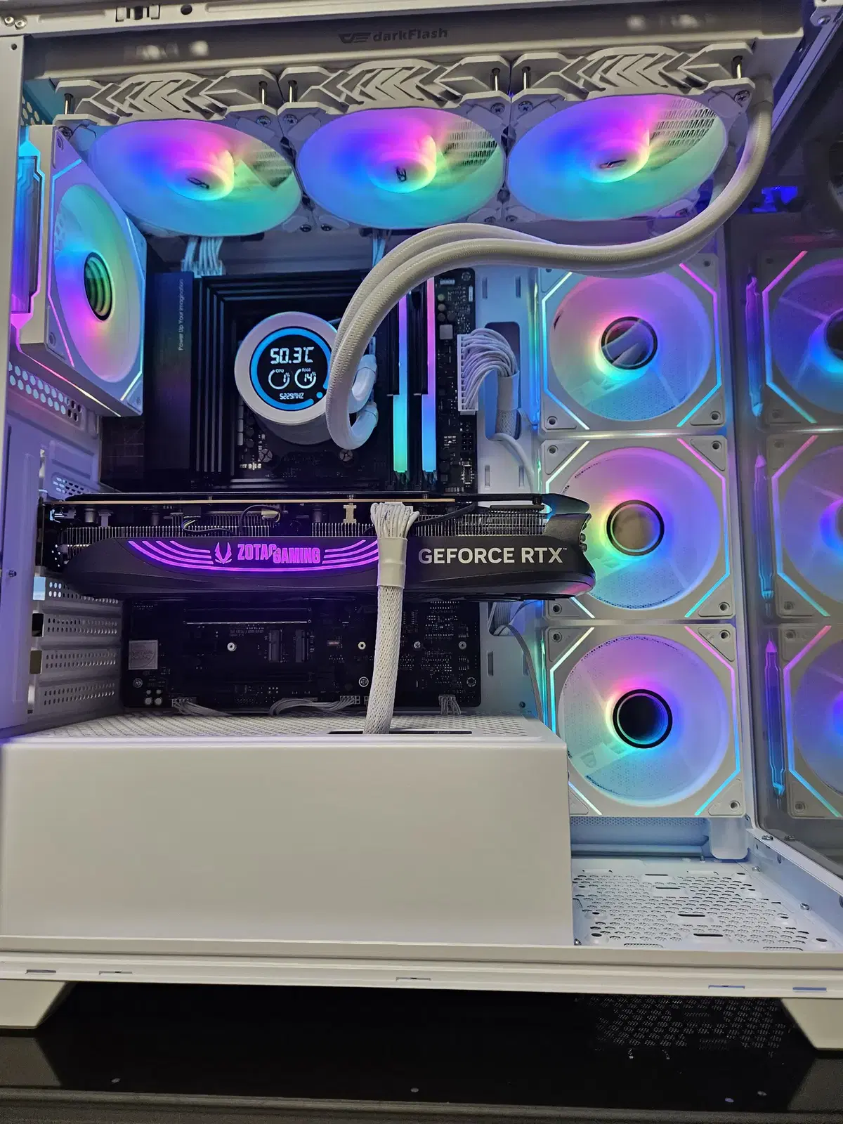 9800x3d, b650, rtx4080 super 하이엔드급 본체