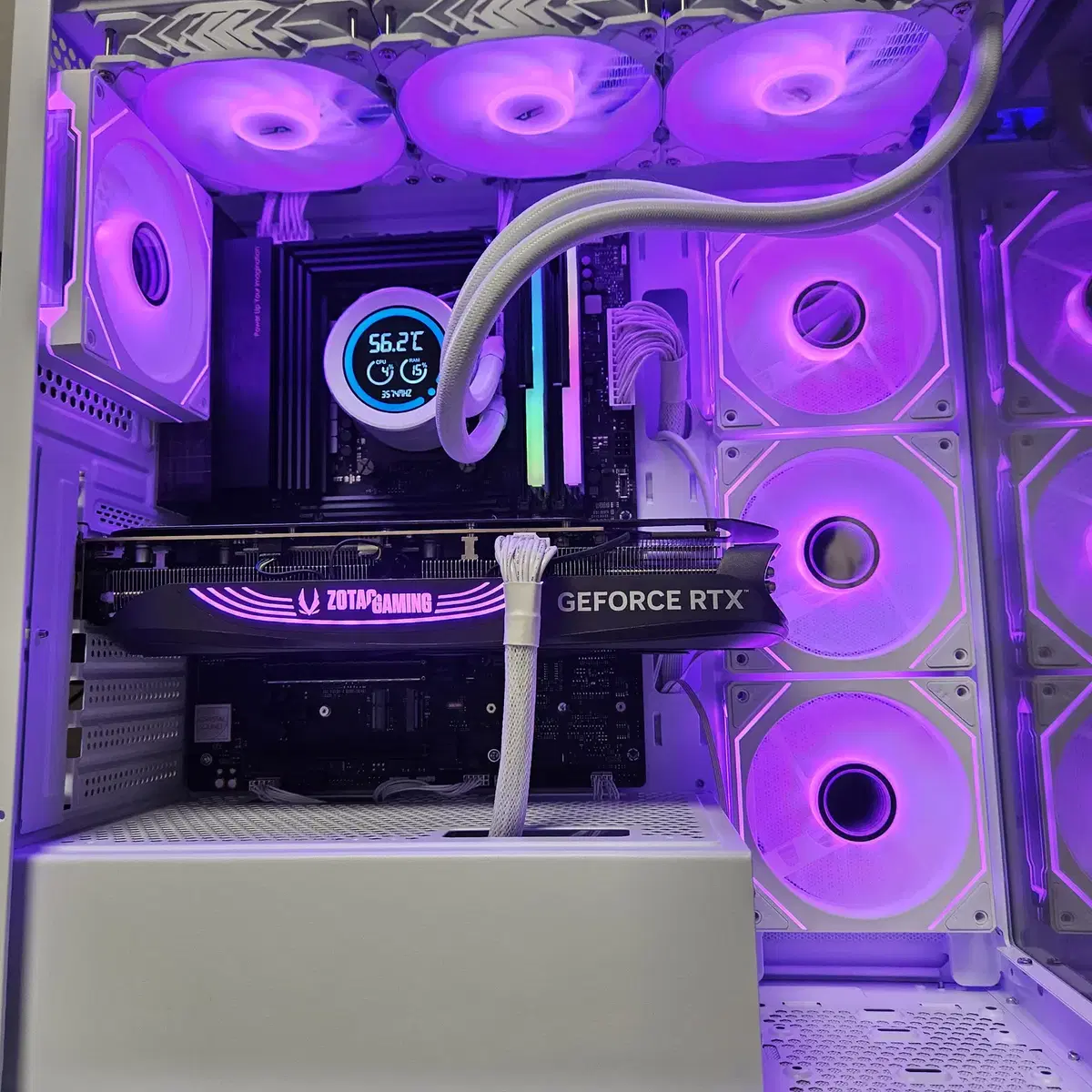 9800x3d, b650, rtx4080 super 하이엔드급 본체