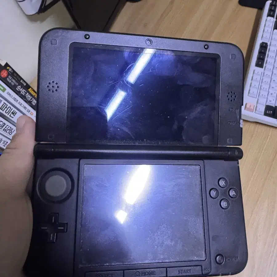 닌텐도 3DS XL, 포켓몬스터 썬, 알파사파이어