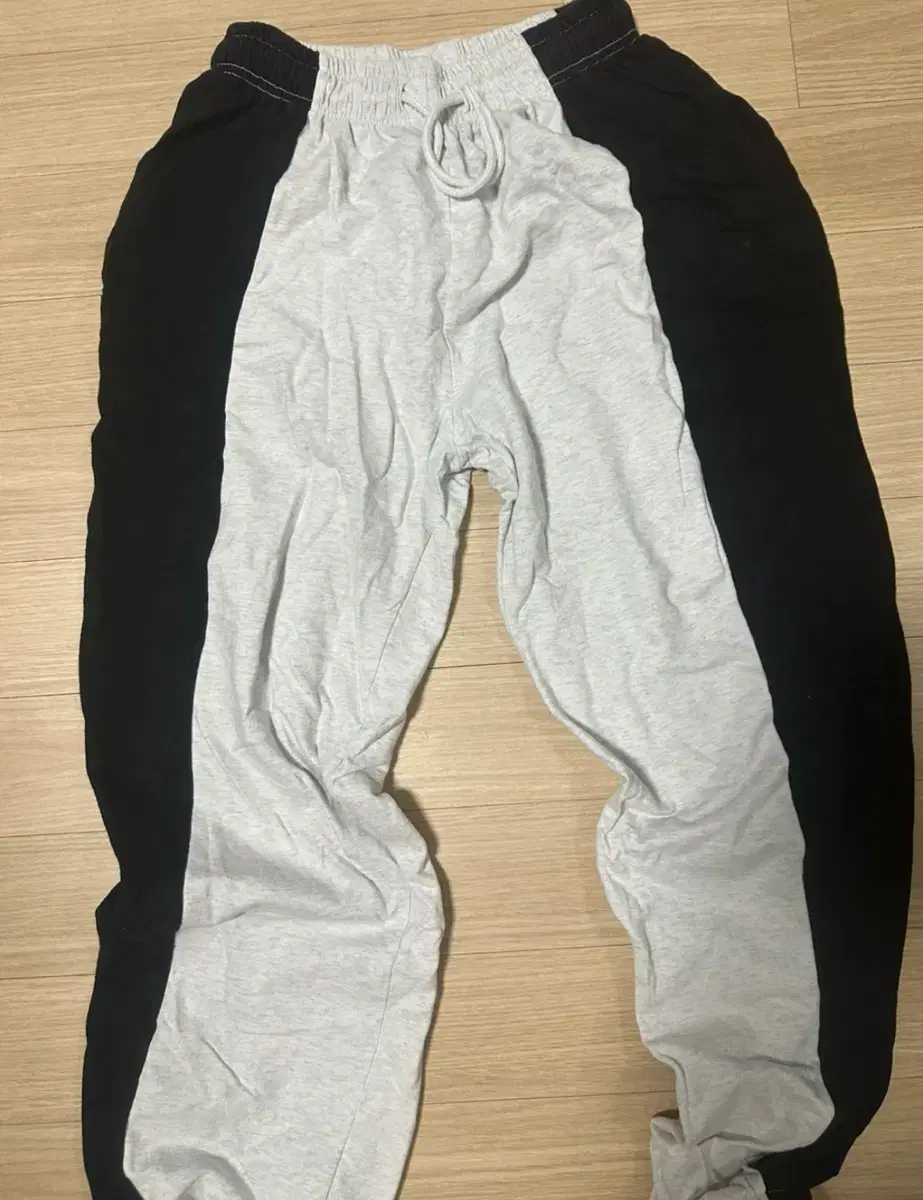 black jogger pants