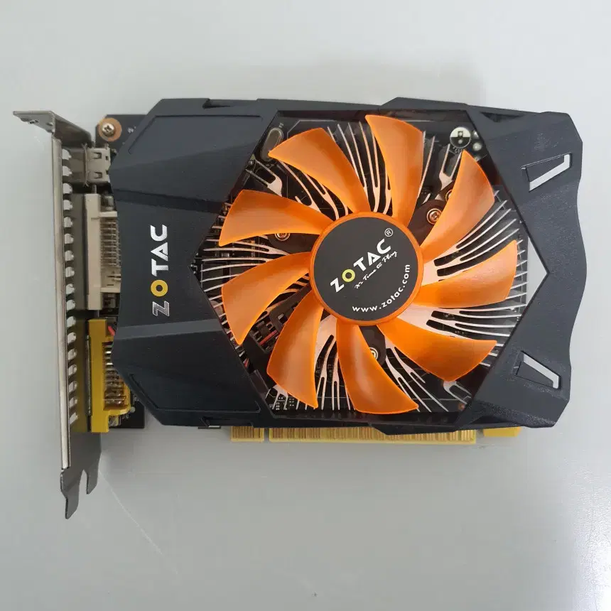 [무료배송] 중고 조텍 GTX750 그래픽카드 1GB