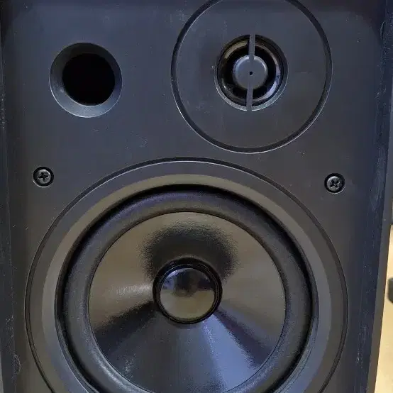 BEHRINGER MONITOR SPEAKER 1C