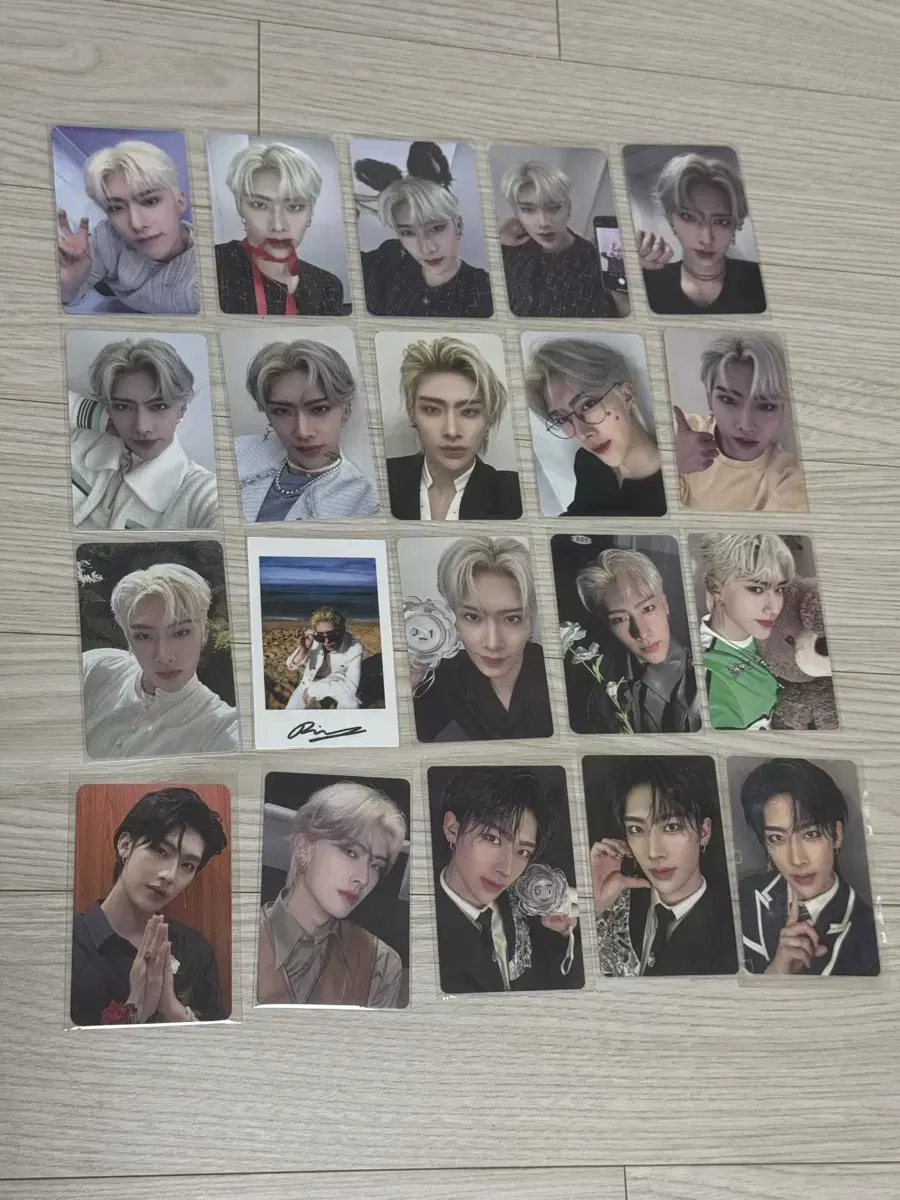 **Bonus 1.0** ZerobaseOne ricky photocard 20 sheets bulk WTS