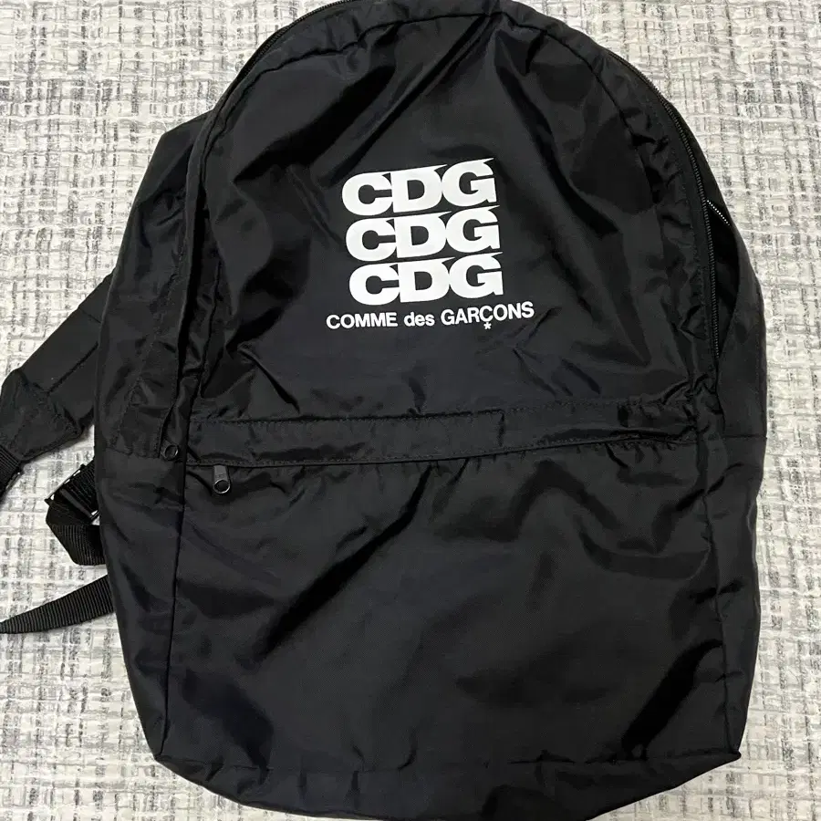 꼼데가르송 cdg 백팩